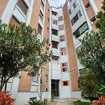 Guesthost - Luminoso Con Terrazzo Vicino All'universita' Ferrara