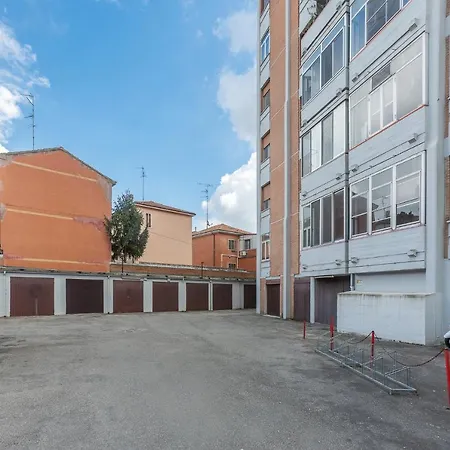 Appartement Luminoso Con Terrazzo Vicino All'universita'