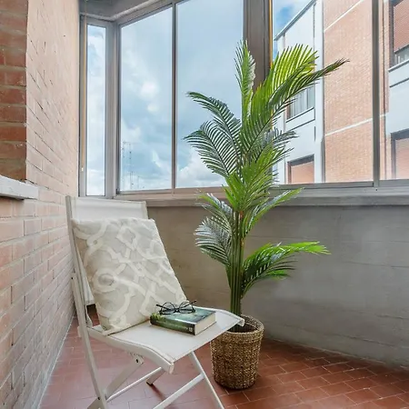 Apartman Guesthost - Luminoso Con Terrazzo Vicino All'universita' Ferrara