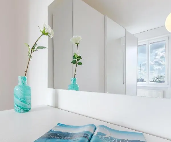 Luminoso Con Terrazzo Vicino All'universita' Ferrara